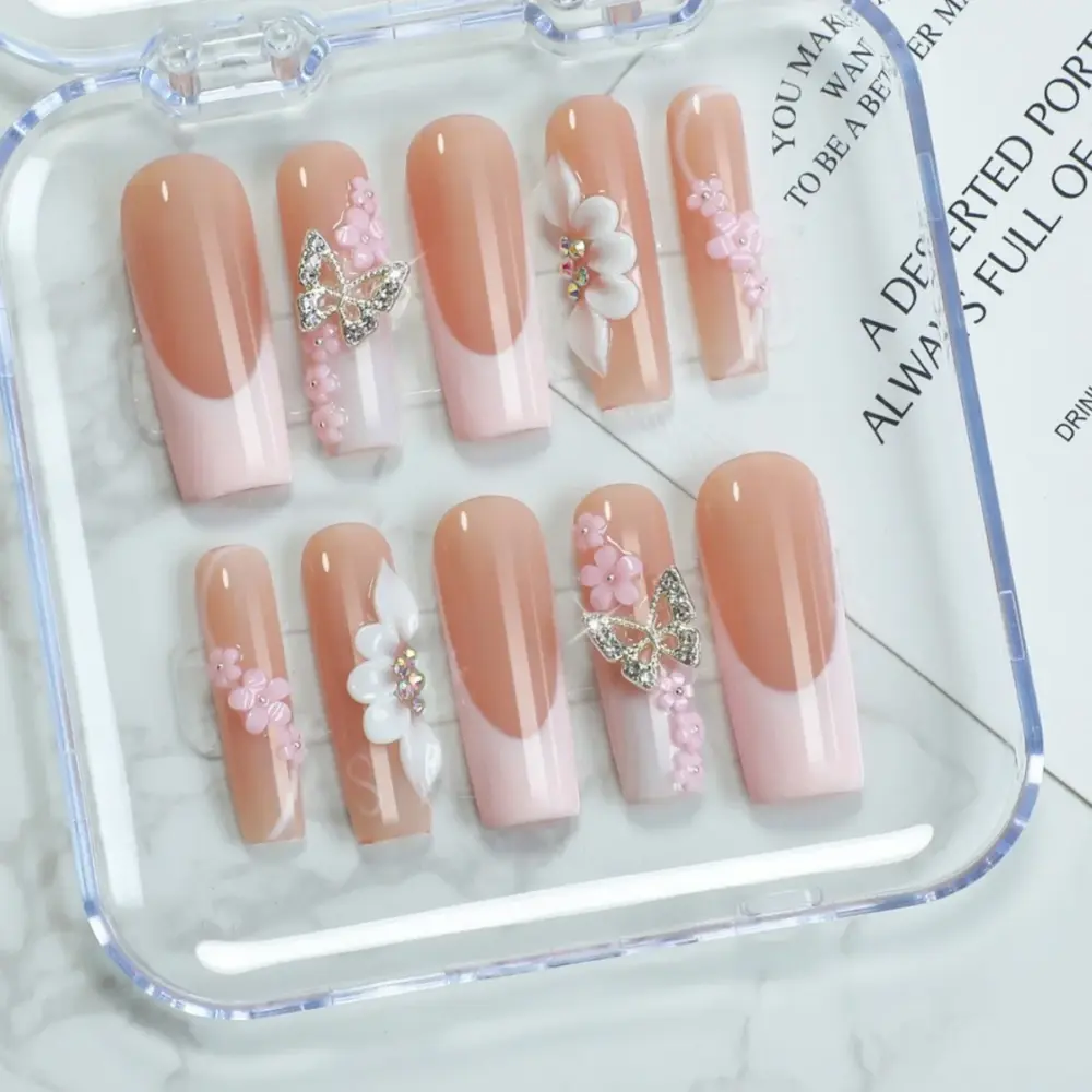 10pcs 🌸 Pink French Butterfly Nails – 10pcs Uñas Postizas Hechas a Mano con Flores y Diamantes 🦋💎 - Image 5